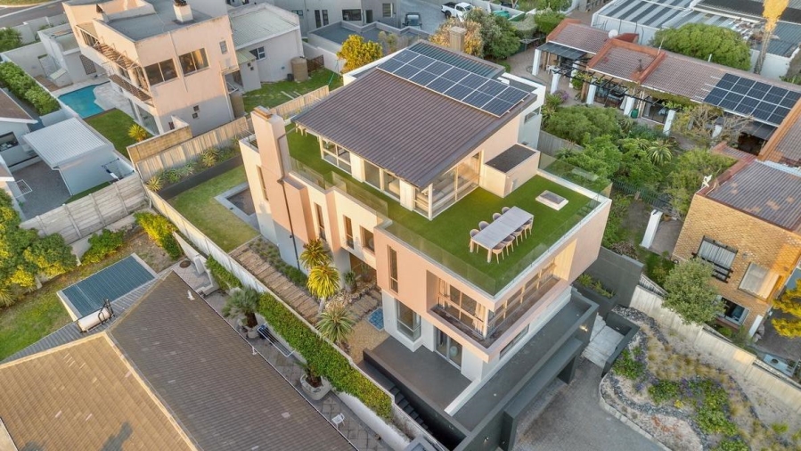 4 Bedroom Property for Sale in Van Riebeeckstrand Western Cape